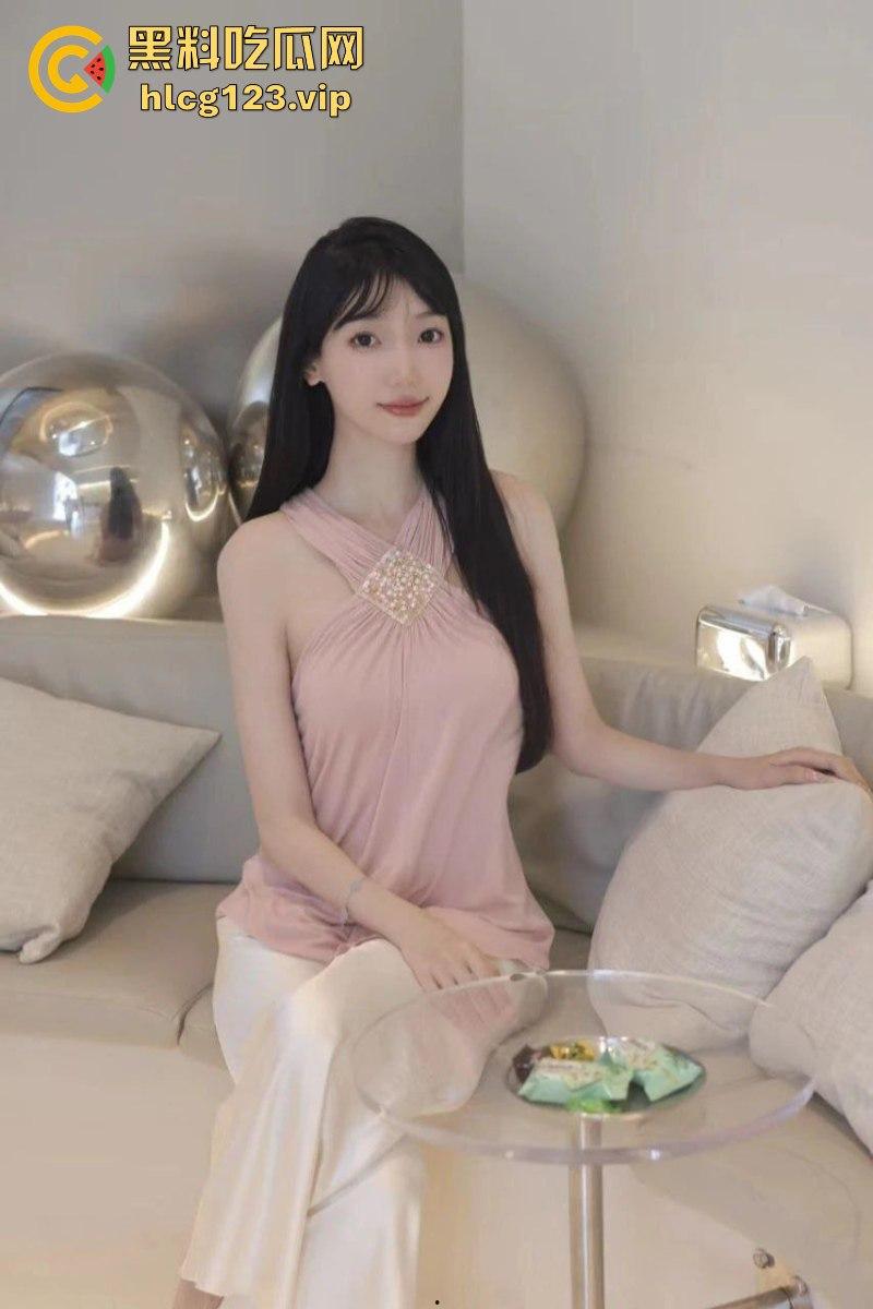 三只羊主播【洋洋】被潜规则实拍视频被扒 那些年在三只羊吞过精的女人原来这么多？  第2张