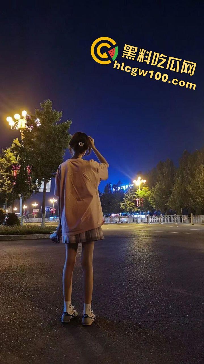 浙江外国语学院贫乳少女【张娜】，清纯外表内心放荡，花式骑乘放肆淫叫尽显放荡本性  第19张