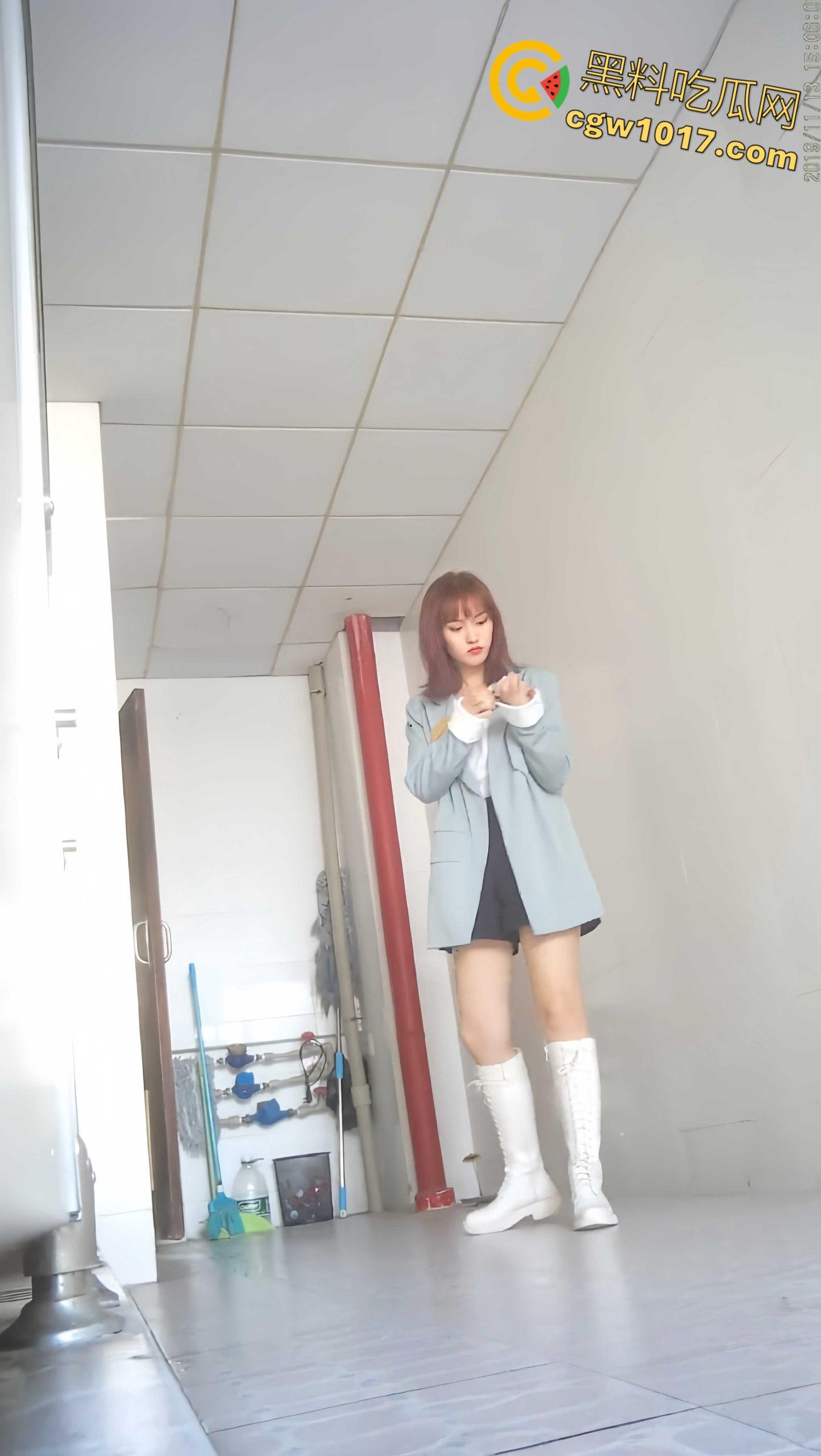 上海30岁女子被男同事厕所偷拍，第一次被女方堵门赔偿和解，第二次故态复萌，报警后却被公司要求离职 ！  第6张