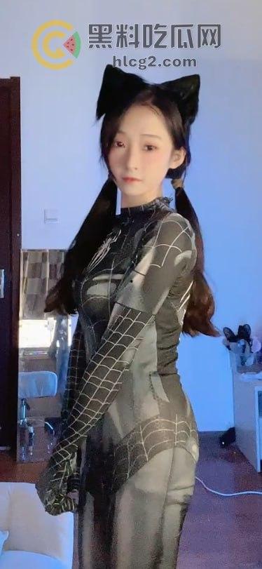 B站网红「小咪」引爆网络风暴！守护大哥豪刷20W元，却因拒绝陪睡被怒火中烧曝光丑闻  第5张