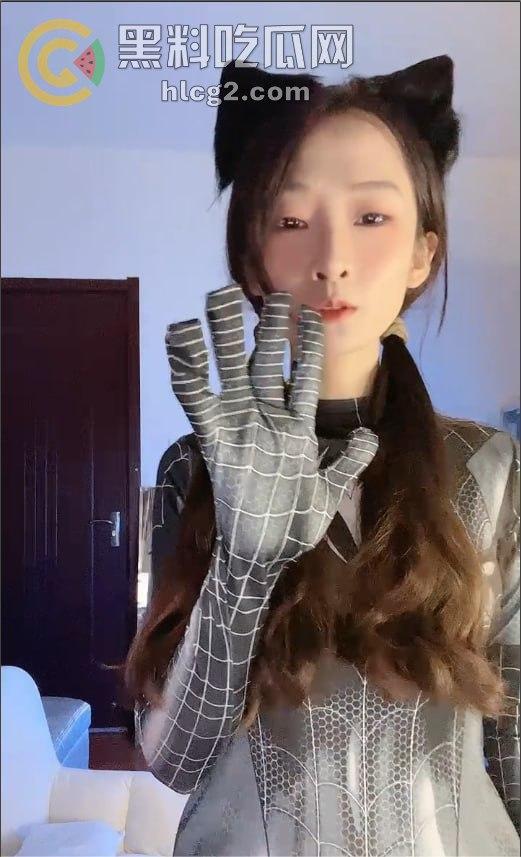 B站网红「小咪」引爆网络风暴！守护大哥豪刷20W元，却因拒绝陪睡被怒火中烧曝光丑闻  第10张