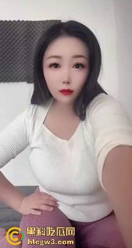 浙江人妻快手主播【醉醉醉】私密视频流出！微胖巨乳饥渴少妇被调教露脸，全程骚浪不断独家曝光！  第3张