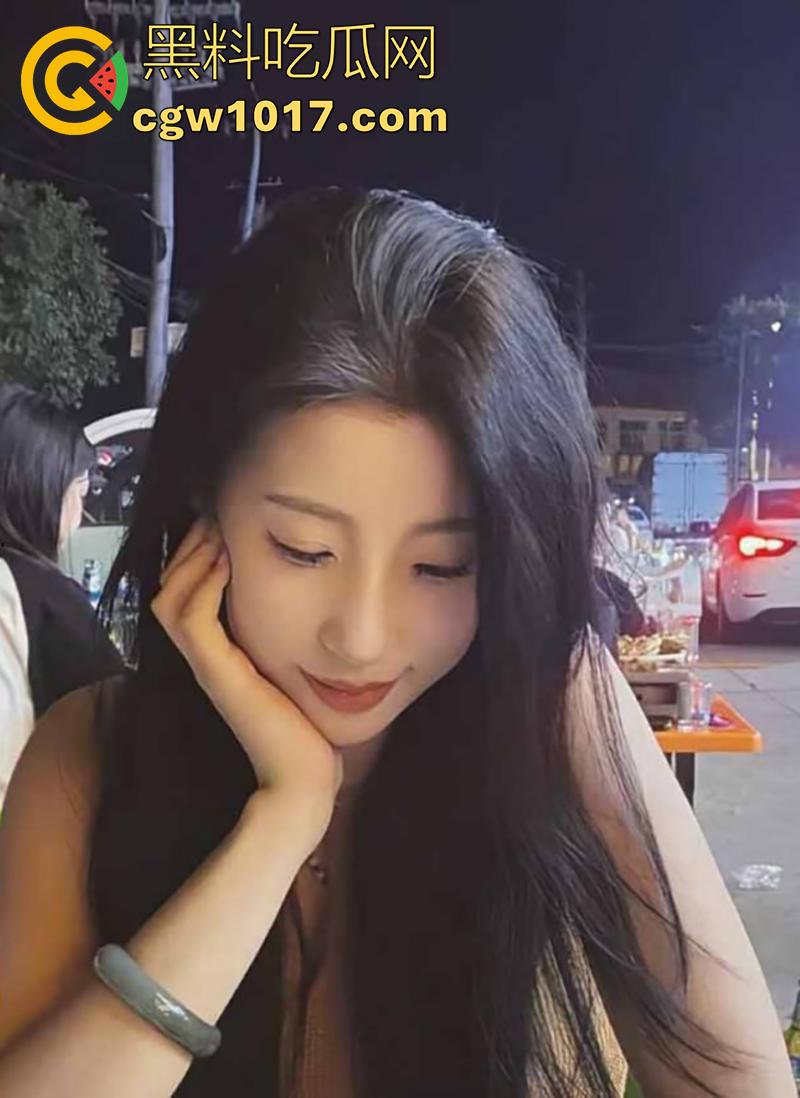 山东理工大学【赵一楠】，床上风骚至极，花样姿势性感撩人，翘起白嫩肥臀，任由肉棒狂捣，不雅视频曝光！  第1张