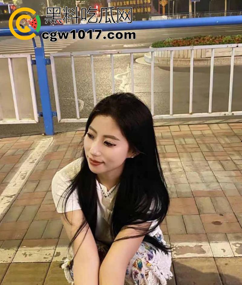 山东理工大学【赵一楠】，床上风骚至极，花样姿势性感撩人，翘起白嫩肥臀，任由肉棒狂捣，不雅视频曝光！  第2张