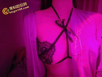 上海政法学院新闻系【李妍妍】，05反差母狗给金主跪地口交技术娴熟，被金主操的鬼哭狼嚎的  第9张