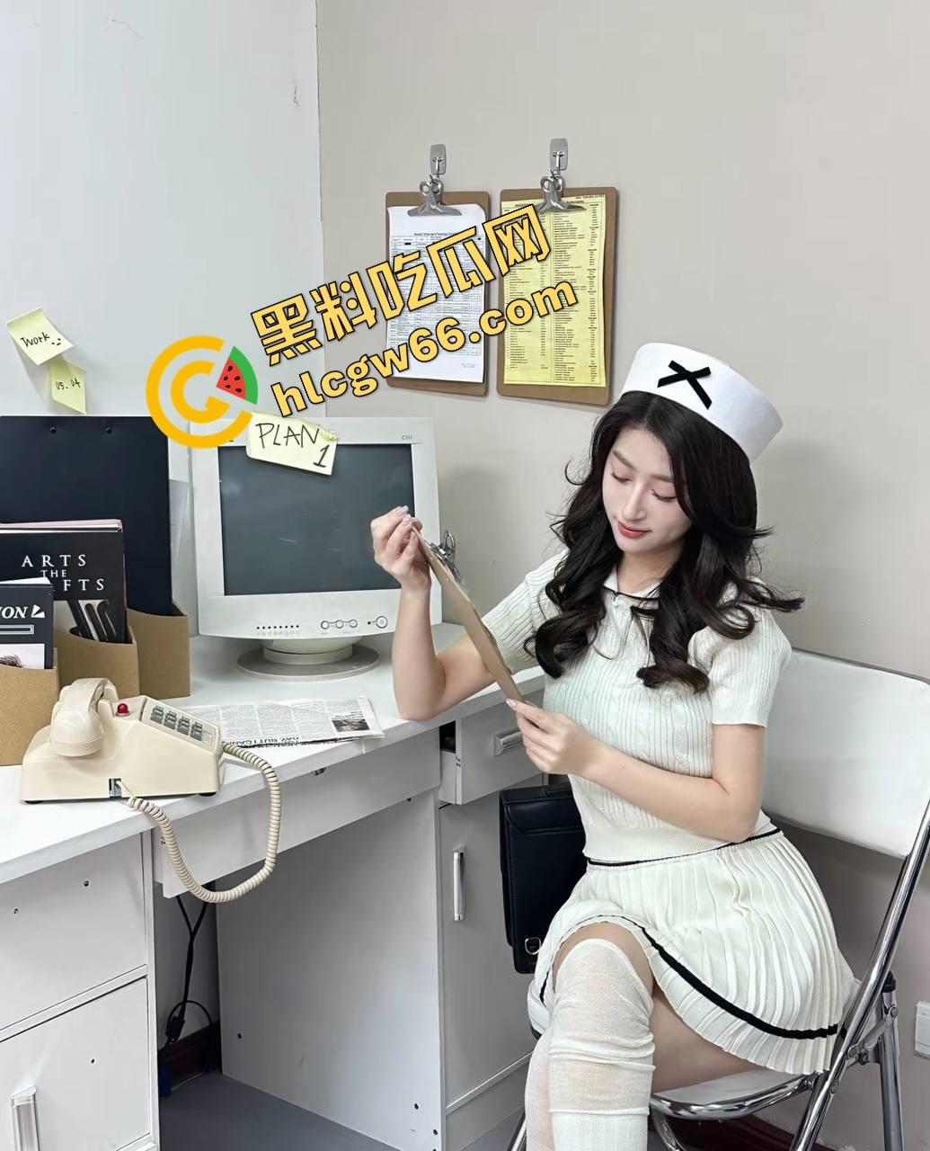 济南反差美少女『李甜甜』自愿献身领导，COS护士小女仆一条龙，白天是秘书，晚上成高级炮架！  第3张