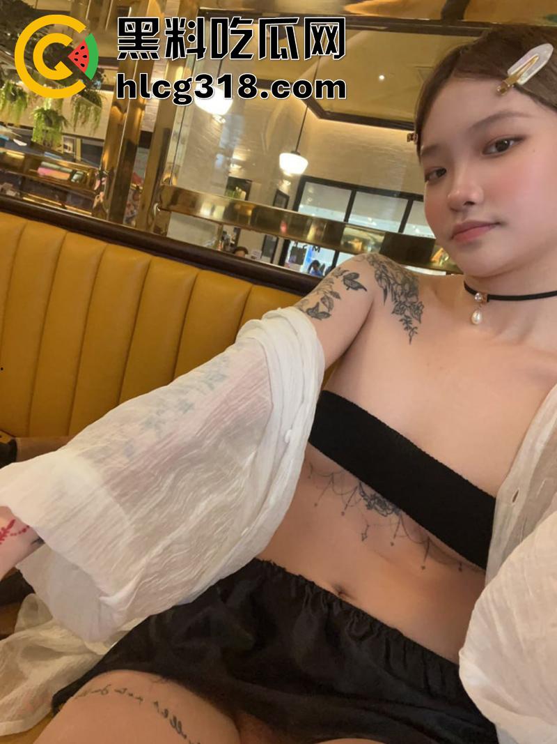 屌丝的女神富人的母狗，长腿校花【李慧子】，成为富二代脚下的淫骚母狗，酒店性爱自拍流出！  第3张