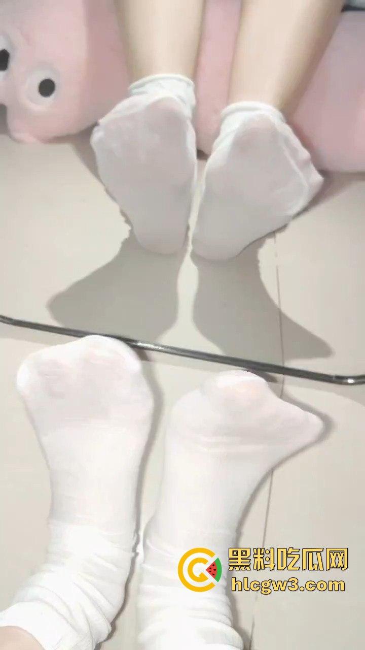 常德骚货【黄诗涵】的真实身份曝光 从长沙6号公馆KTV到常德私人影院，骚劲儿卖遍全城  第4张