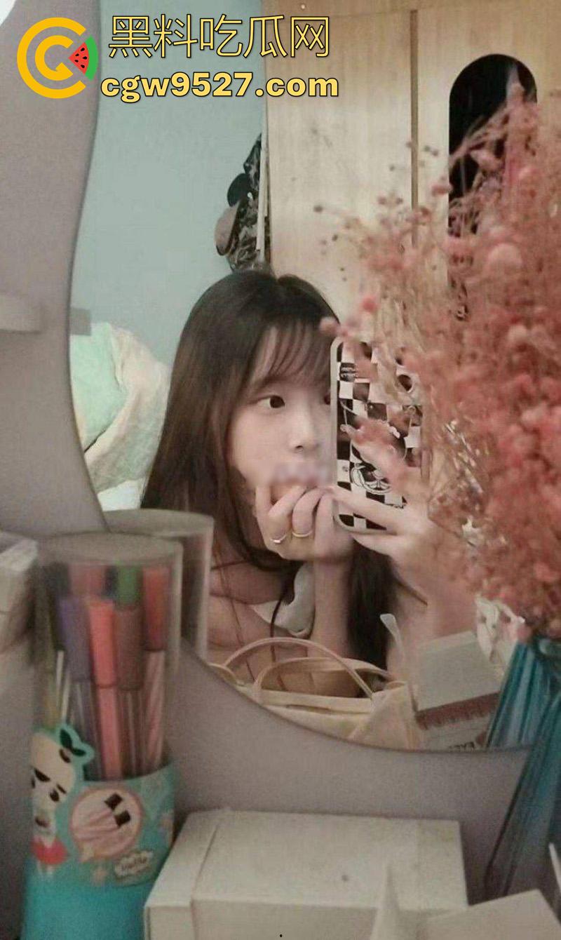 山东艺术学院舞蹈生【白梦雨】，清纯颜值顶级身材尤物，白天女神晚上母狗，被金主掰开嫩穴暴力抽插！  第3张