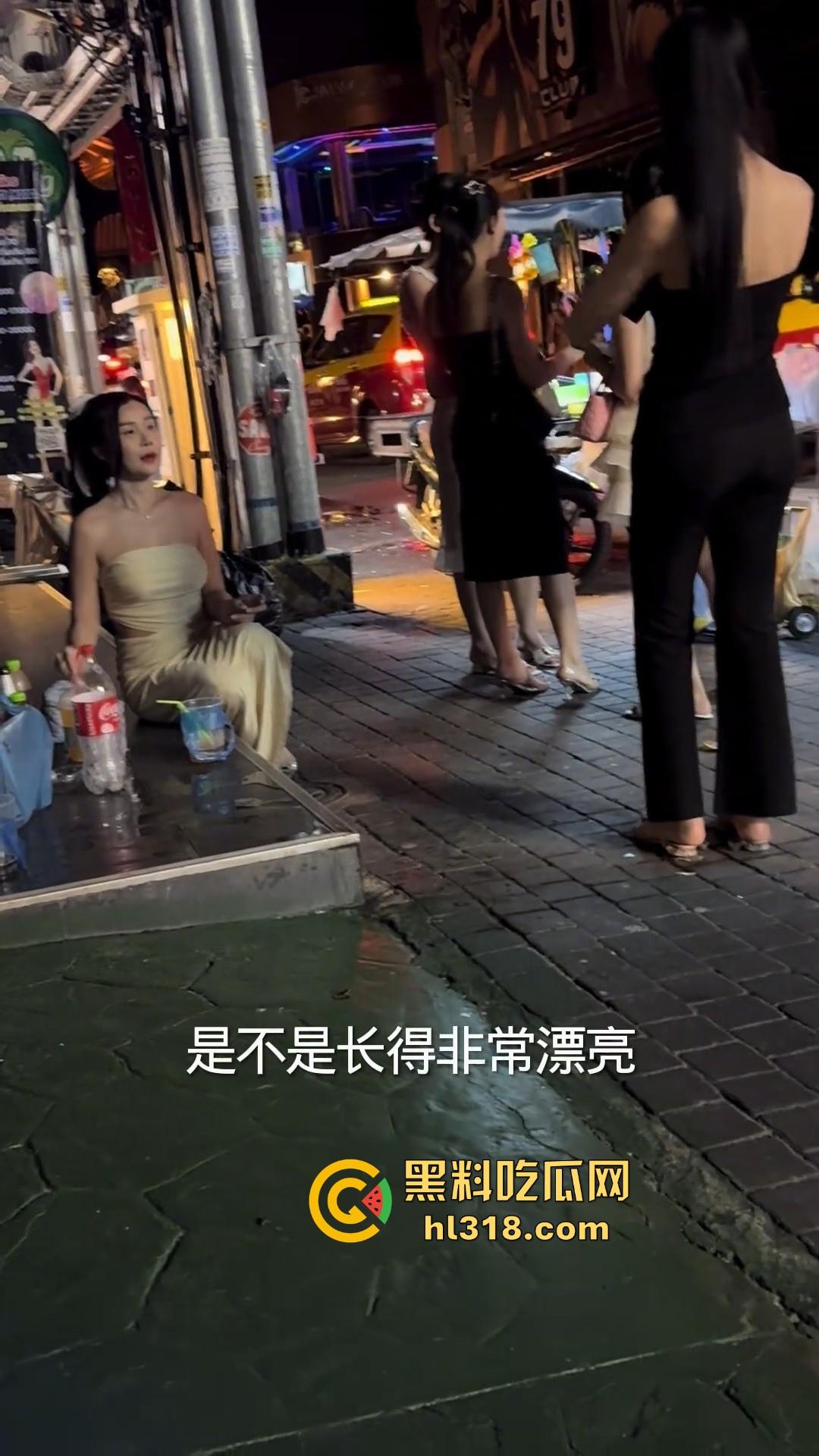 相信瓜友们都想过去泰国试一下外国菜，但又怕嫖到人妖或者变性人是吧！这期就给大家普及几点避个坑！  第2张