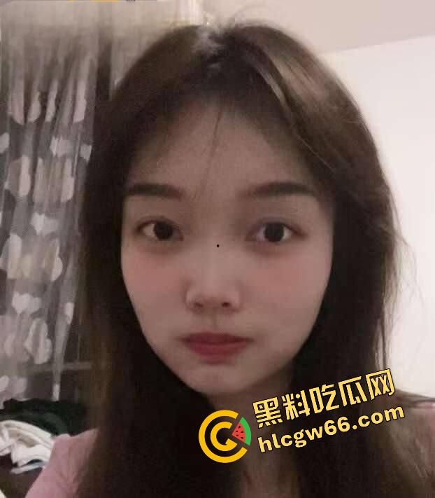 商丘职院清纯校花『孙秋雨』私下偷约炮被干成狗，后入视频流出骚到全网爆炸！  第2张