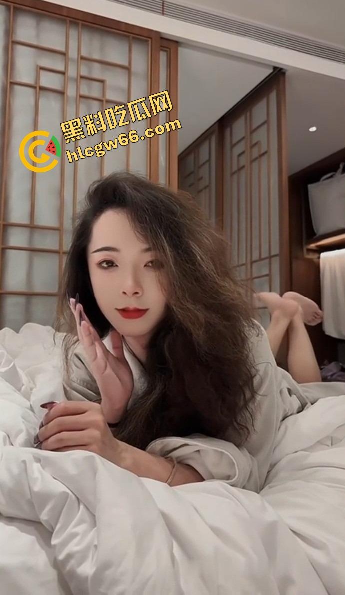 北京现役美术女老师【芝士】被操到全身颤抖，小哥哥憋了七八次精全射她体内，干完全身失控像电击！  第6张