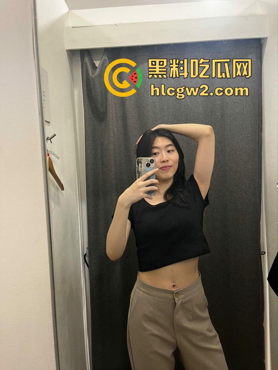 北京SOHO健身女教练【范珊珊】自拍自慰视频疯传，桃红奶晕勾引男学员报课，健身报得多还能上床？  第10张