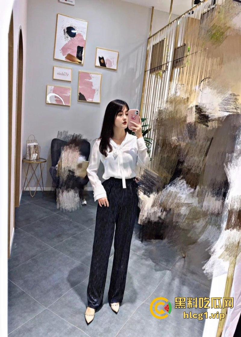 瓜友曝光极品女友 【张佳】 骚货一插就原形毕露骚得一逼 附生活照！  第7张