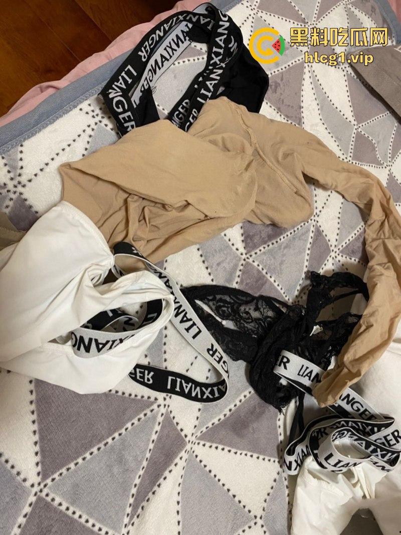 瓜友曝光极品女友 【张佳】 骚货一插就原形毕露骚得一逼 附生活照！  第13张