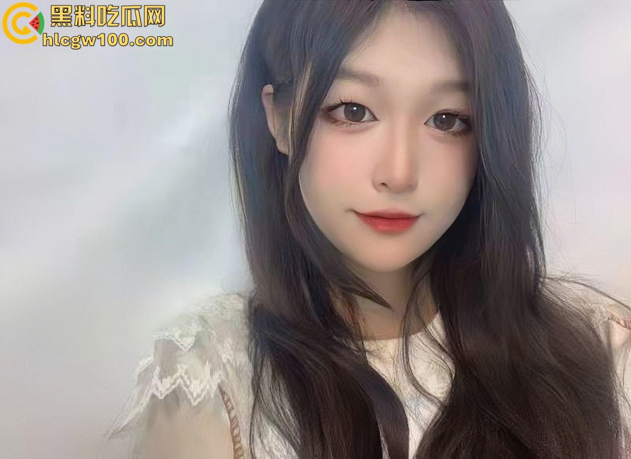 推特女菩萨【桃谷若姬子】露脸反差唯美COS，洛丽塔搭配白丝黑丝，展示粉嫩鲍鱼  第41张