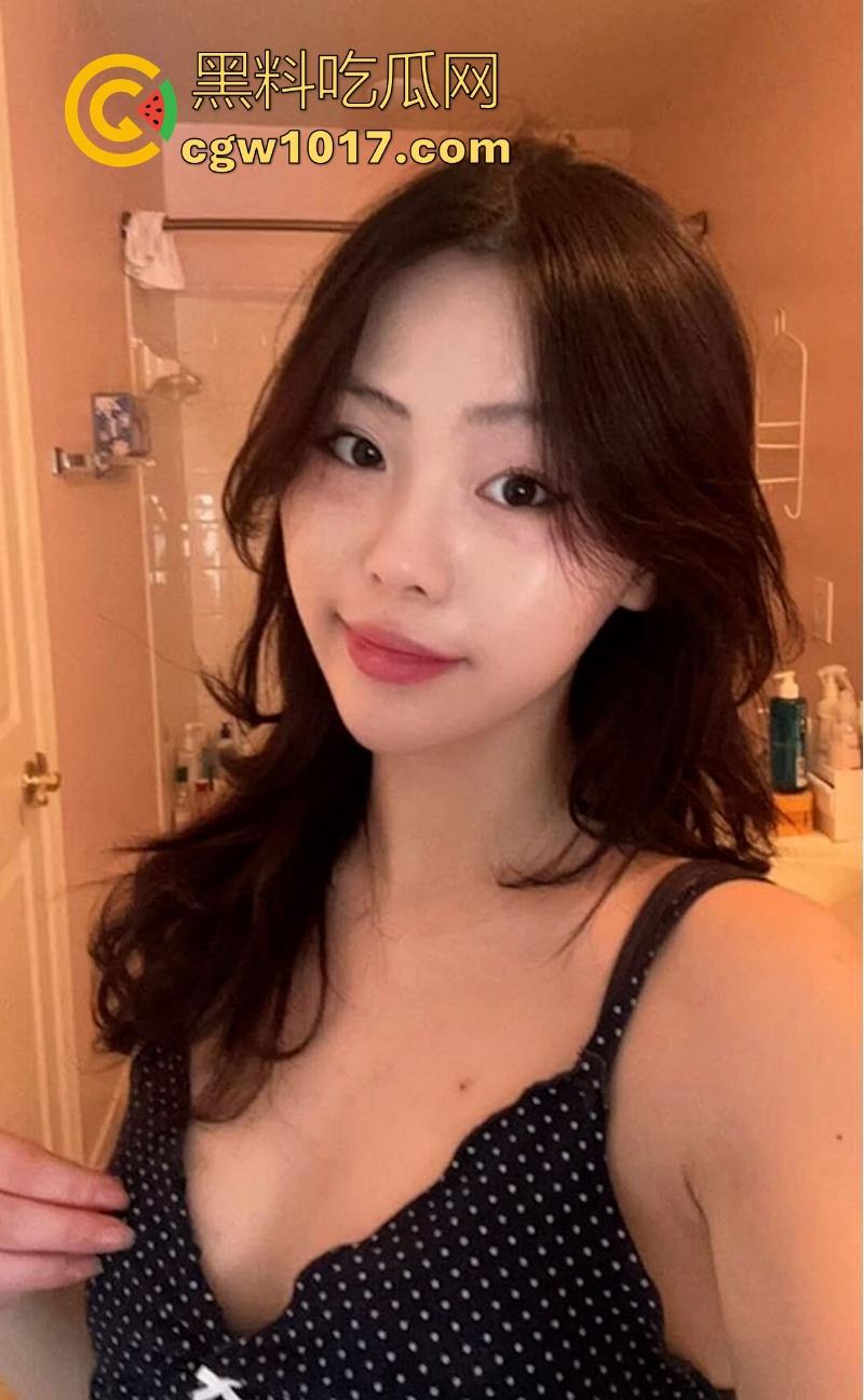 欧美女留【蔡盈盈】为赚生活费下海私拍自慰私拍，极品蜜桃臀诱惑撩人，鸡巴后入狂插骚逼，撸点高到爆炸！  第1张