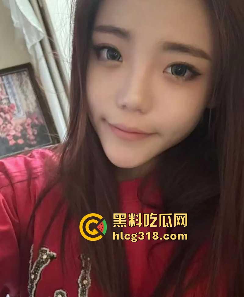 抖音网红【然后的然】直播PK为拉人气票竟现场脱衣服，全裸奶子小穴全露大放送，热心观众纷纷录屏！  第5张