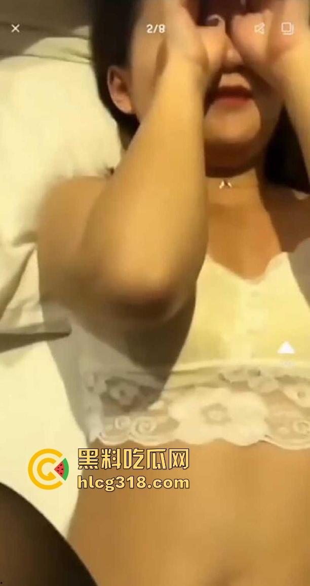 淘宝也能看片？淘宝一连衣裙商品评价区惊现买家做爱视频，买家秀没审核员的吗！  第1张