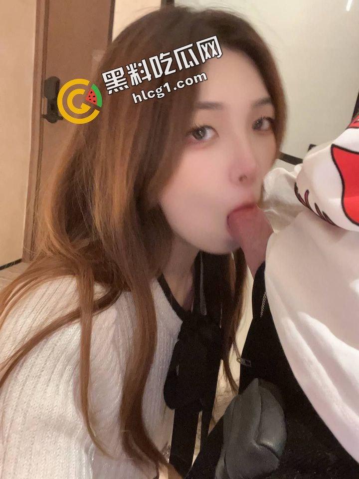 南京艺术大学瓜子脸女神『李佳琳』性欲旺盛的母狗 金主包养调教玩弄视频流出  第11张