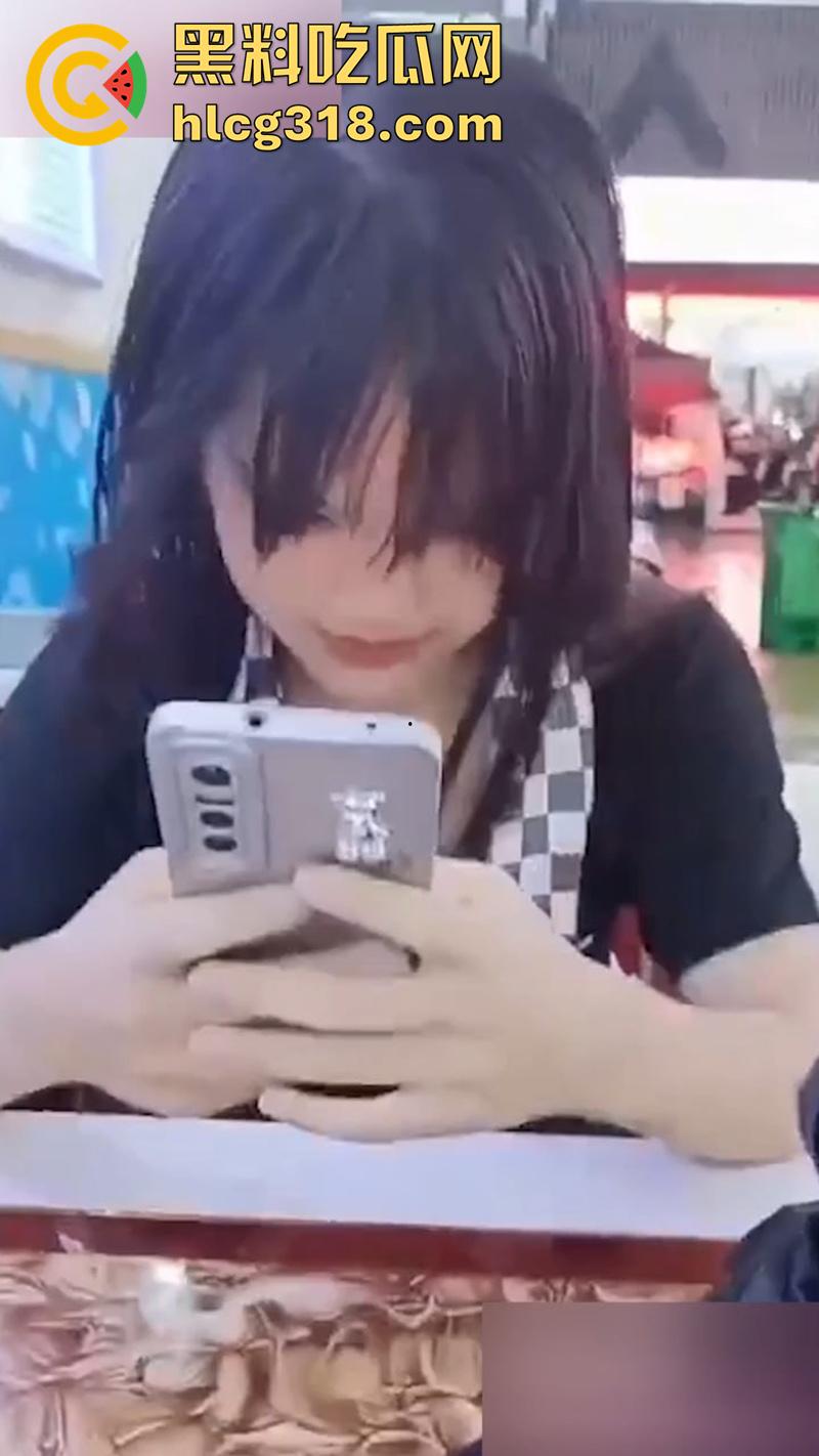 户外约操广西精神小妹，露骨聊天记录曝光，100块就能约出来随便蹂躏，妹子玩的有点开啊！  第8张