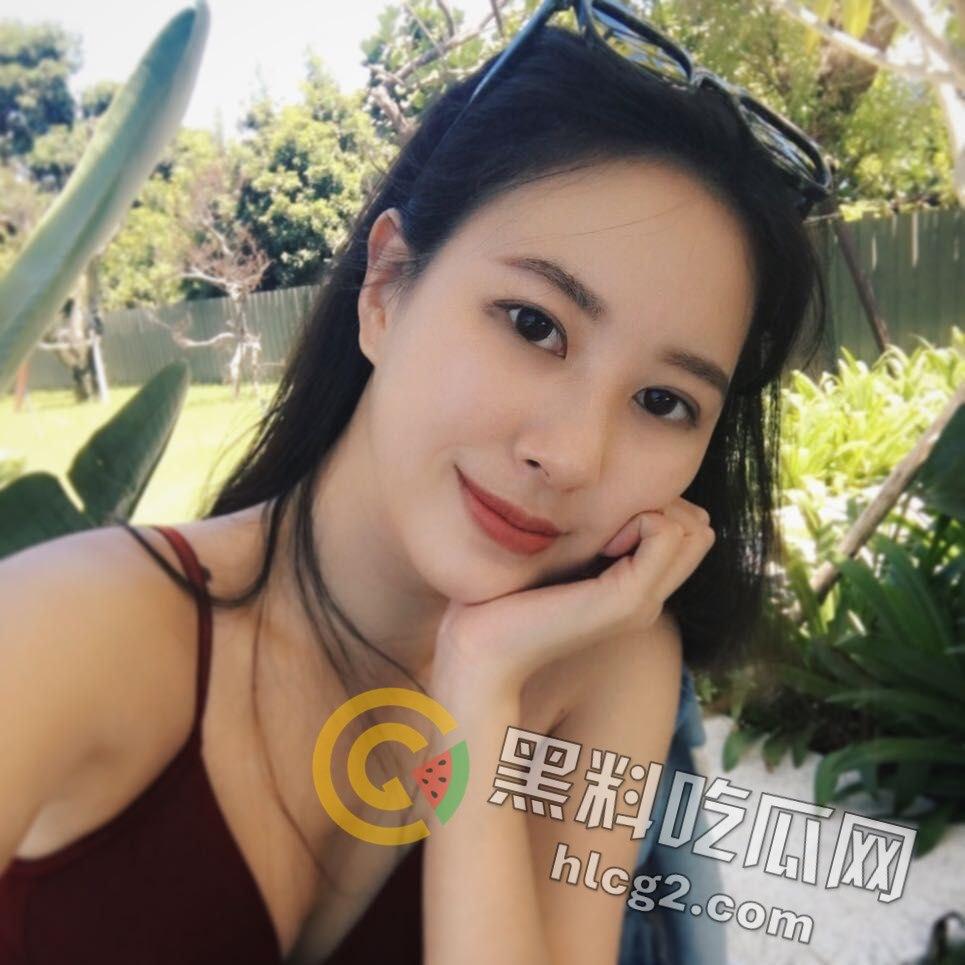 台湾新闻传播大学极品美女生活照与大尺度视频遭ICOLD外泄，床上表现让人惊叹！  第2张