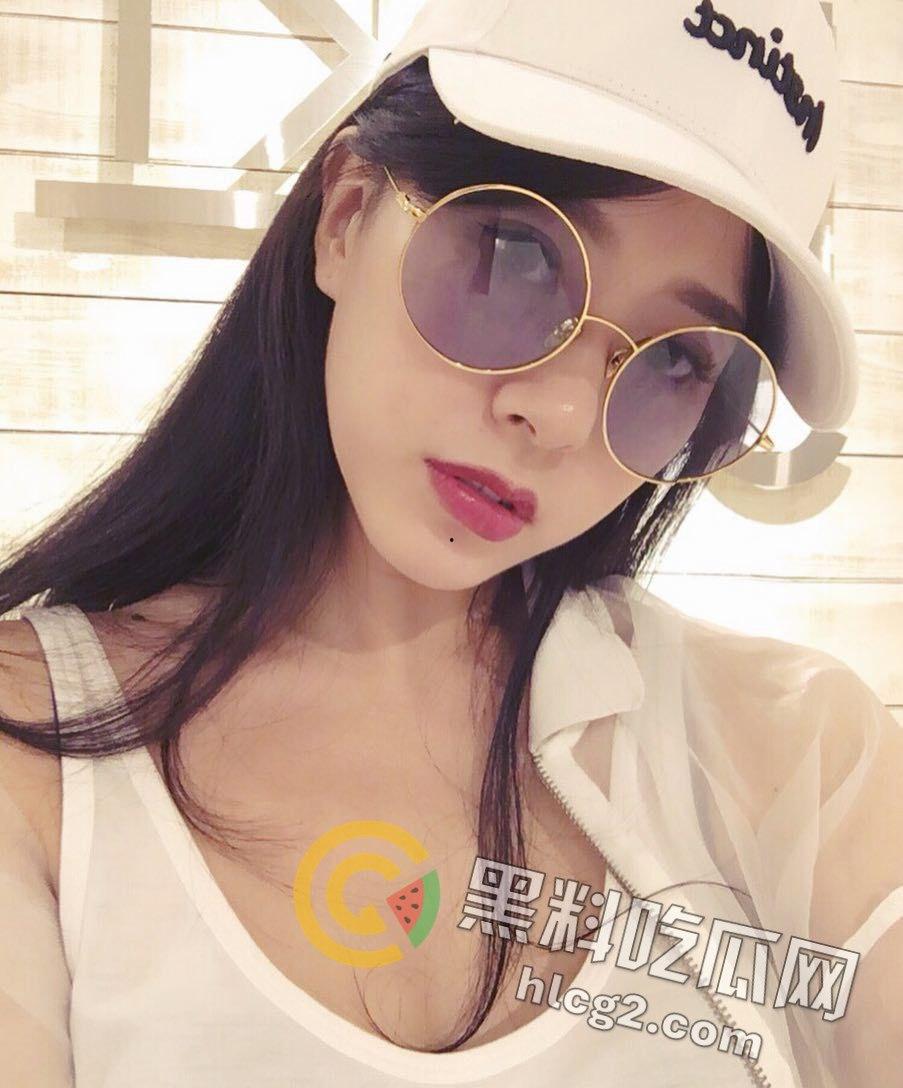 台湾新闻传播大学极品美女生活照与大尺度视频遭ICOLD外泄，床上表现让人惊叹！  第7张