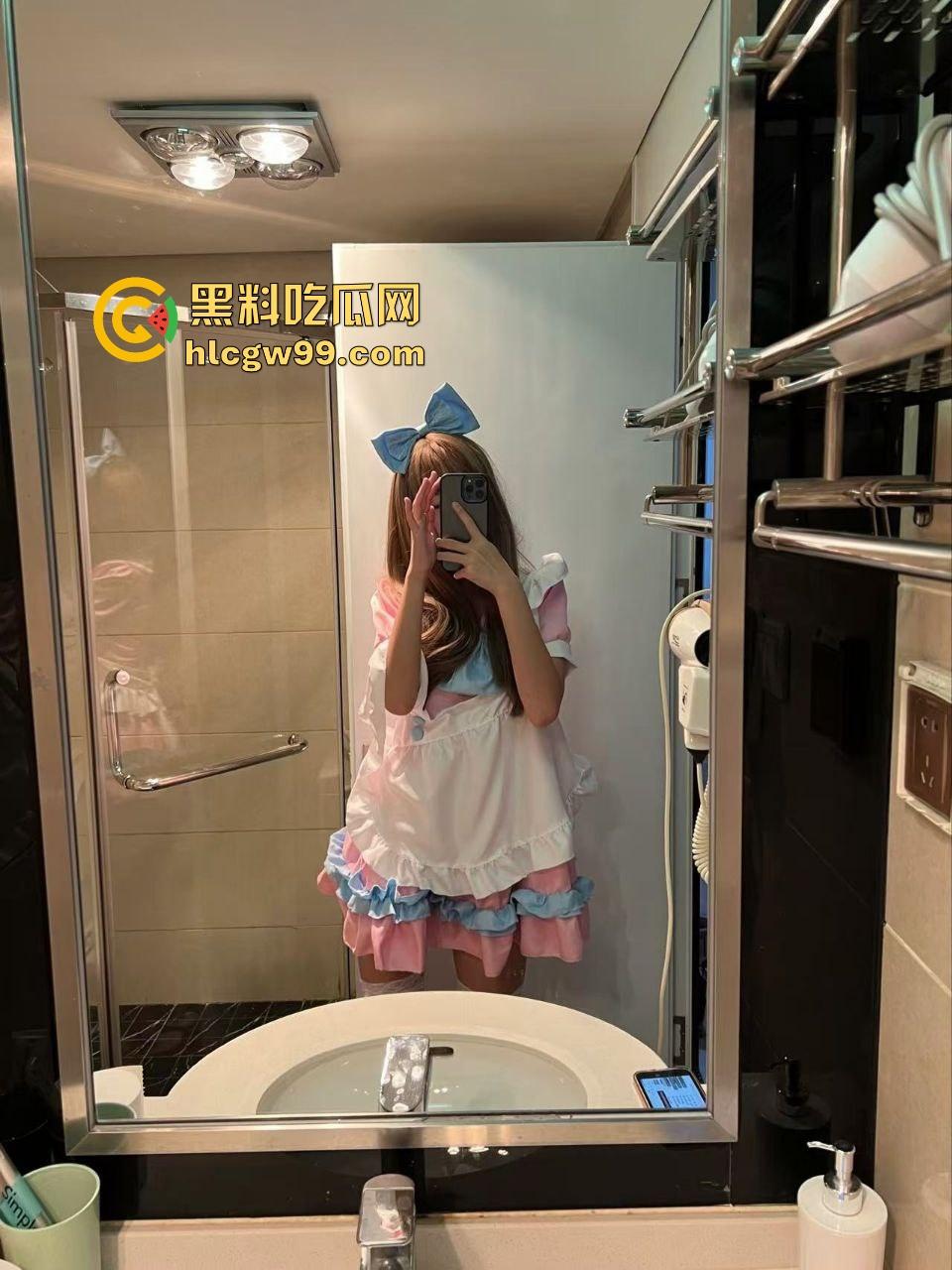 山西07后骚货【夏婷婷】酒店连战10天被操到腿软，调教成母狗，在线打语音给网友直播操逼！  第4张