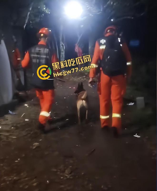 福建8岁男童邹某樽山中失踪，家属崩溃三日未眠，却有人借机发恐吓勒索短信孩子没找到，人性已经先烂透了！  第12张