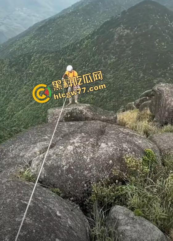 福建8岁男童邹某樽山中失踪，家属崩溃三日未眠，却有人借机发恐吓勒索短信孩子没找到，人性已经先烂透了！  第14张