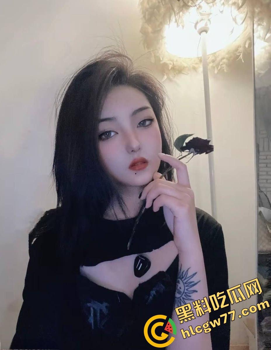 西安冰山女神『赵娜』外表清冷，床上喷白浆叫到破音，福利姬身份曝光，骚得会员脑溢血！  第5张