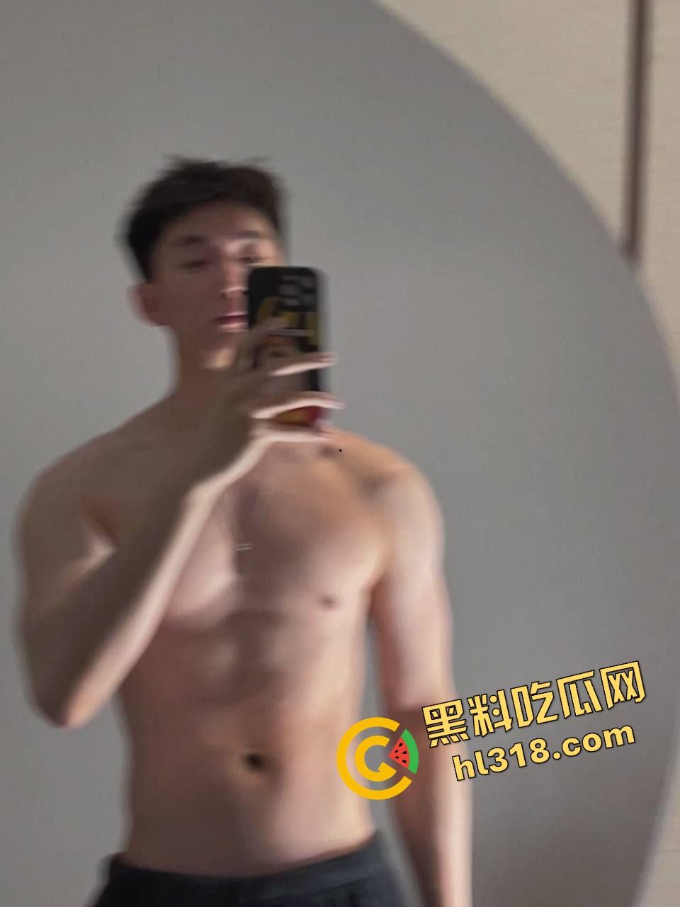 别只会看抖音直播，40W粉健身网红『小葛』爆操女粉，鸡巴一亮生吃大帅屌，谁还在乎套子这种废物？  第10张