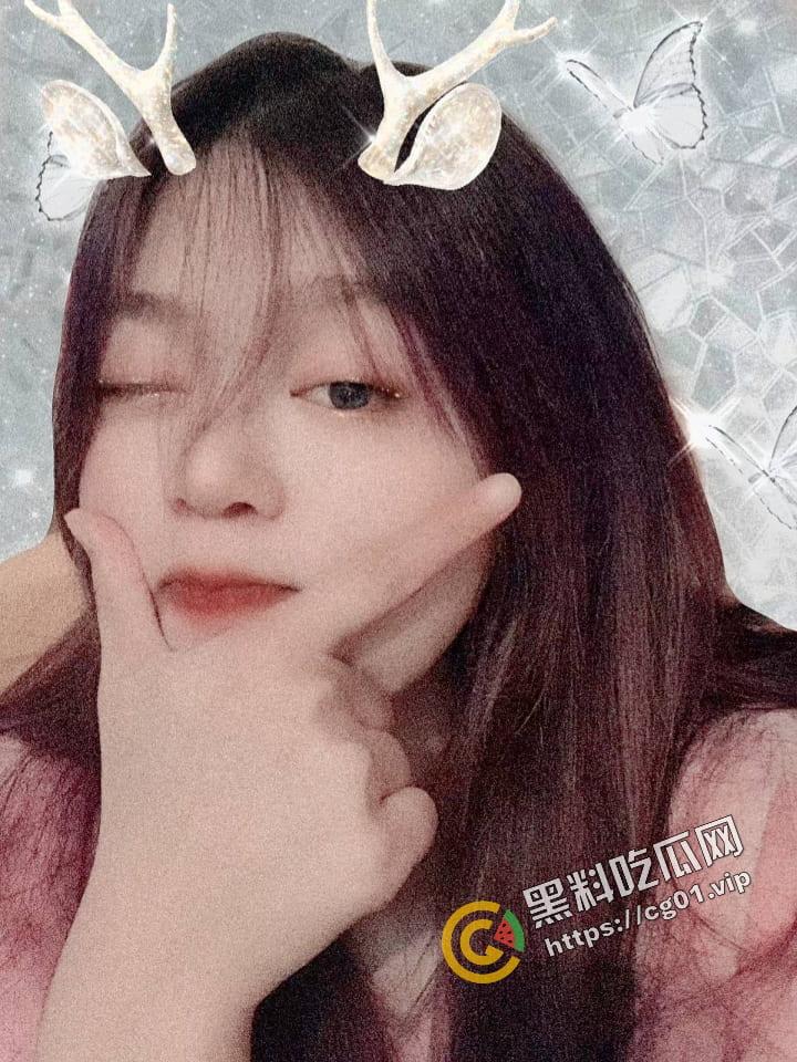 贵州维也纳酒店前台 夏心仪 时间管理大师 同时出轨领导和同事 还能勾搭客户 被爆光不雅视频！  第1张