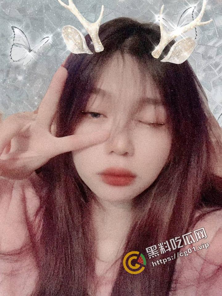 贵州维也纳酒店前台 夏心仪 时间管理大师 同时出轨领导和同事 还能勾搭客户 被爆光不雅视频！  第2张