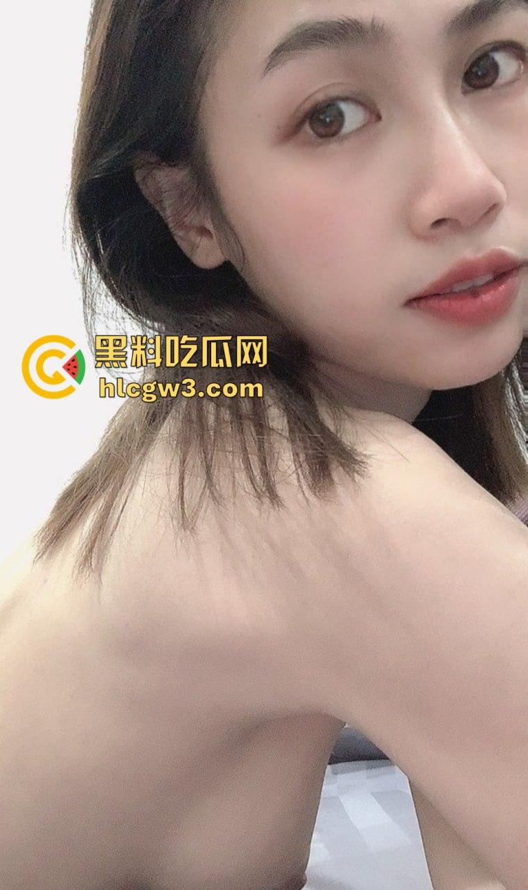 OnlyFans顶级反差御姐【Chipy】！甜妹笑容下的骚劲炸裂，一边挨操一边喊轻点，谁扛得住？  第6张