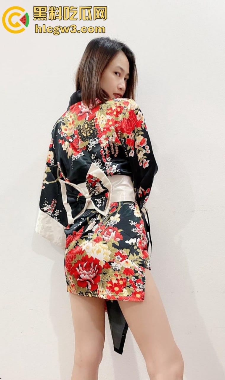 OnlyFans顶级反差御姐【Chipy】！甜妹笑容下的骚劲炸裂，一边挨操一边喊轻点，谁扛得住？  第31张