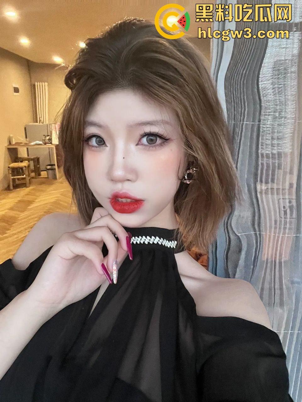 推特反差母狗【钰子】退圈 找到有钱大哥当干爹，从互联网鸡变成干女儿，夜夜换新姿势伺候骚劲不减！  第5张