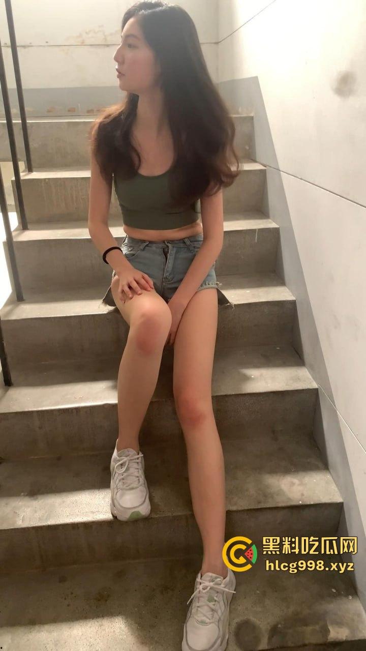 台湾模特【汪淼】骚气十足！情趣内衣轮着换，大长腿让老公天天交公粮撑不住！  第7张