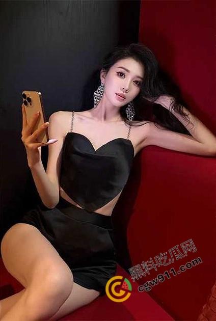 海角大神爆发新作！已为人妻的姐姐被无套操爽，舔屌配合大喷精，瓜友们赶紧收藏！  第2张