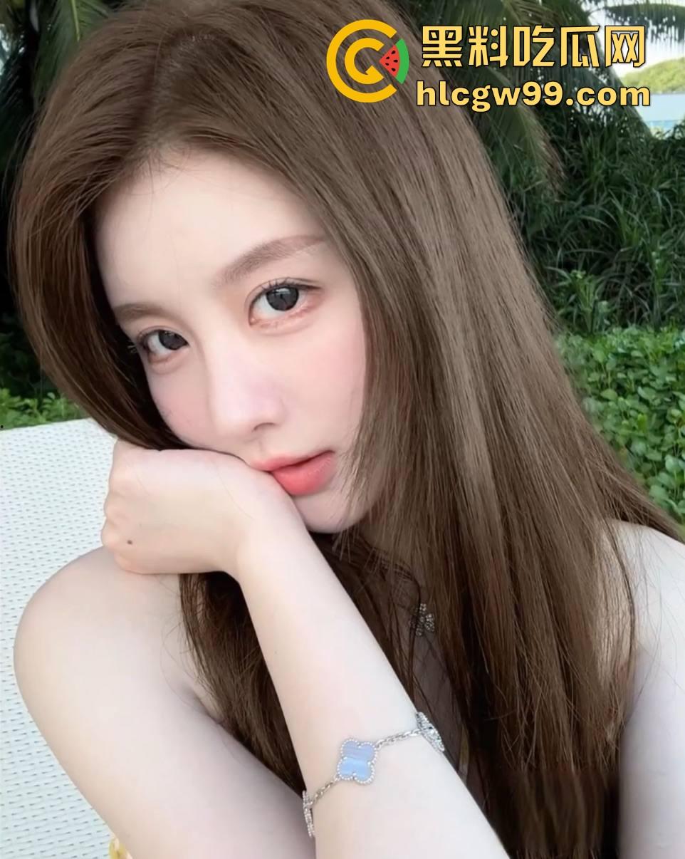 舔狗舔到头都绿了，13cm牛子舔狗包养小仙女，17cm炮友把她操到腿软，不如仨人一起上凑个30cm！  第6张