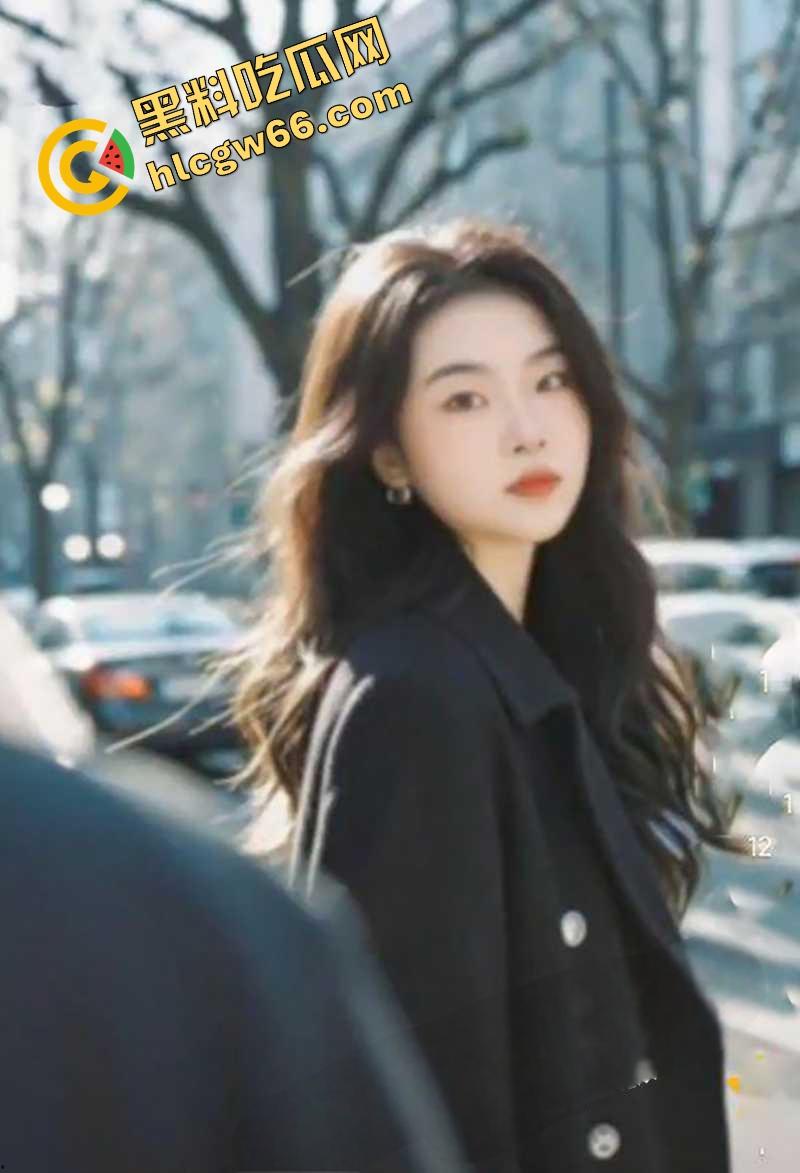 瓜友爆料网调188气质女神，生活照清冷艺术范，私下却拍骚穴菊花自拍，SM装求调教当母狗！  第8张