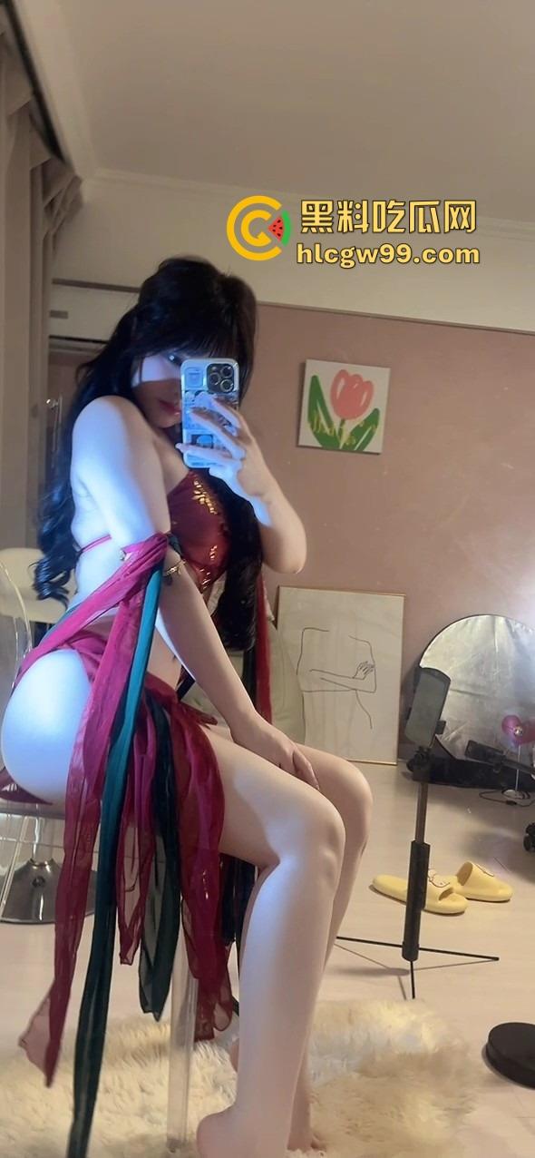 B站主播『Dear诱诱』情人节榜一大哥体验女友服务，互联网卖逼新模式，1000软妹币起步包天随便玩！  第5张