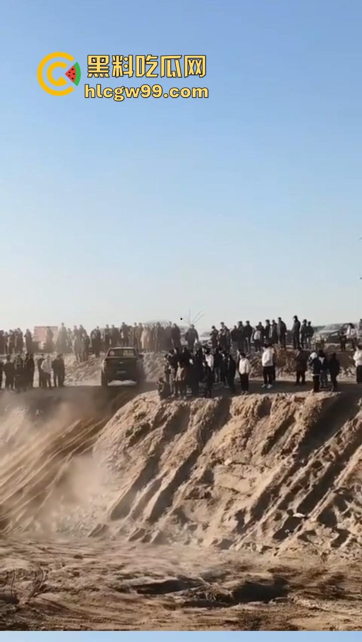 邯郸魏县飙车现场突袭，越野场地赛突遇警察突袭，猛禽油门踩到底，吓得差点侧翻！  第6张