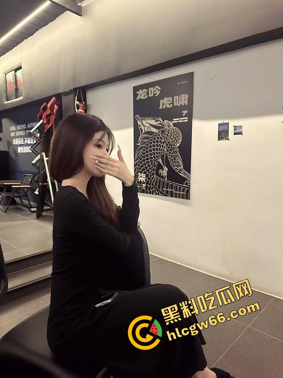 湖南瓜友真实分享人妻老婆骚成精，早上刚睁眼就含我老二，非要日一炮才吃早餐，六味地黄丸都压不住肾亏！  第7张