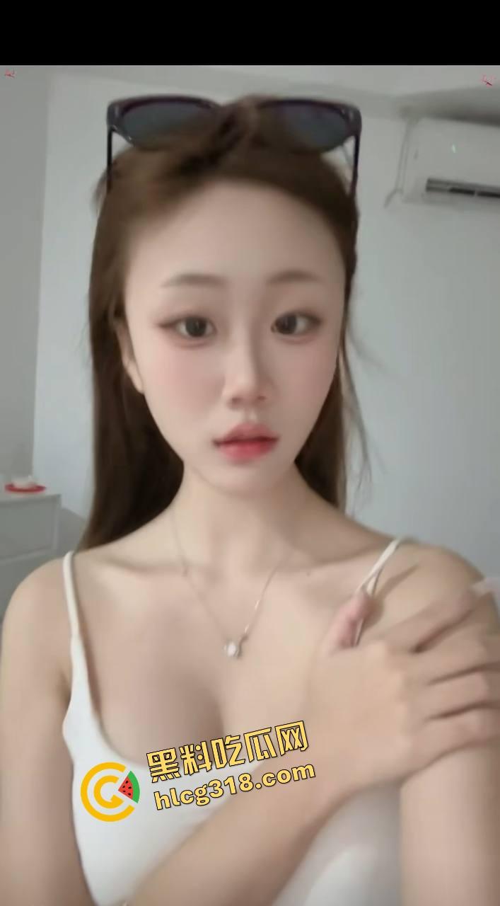 为什么喜欢口交？口交不是前戏，是男人的USB充电口，插上就通电，舔着舔着你就恋爱了！  第4张