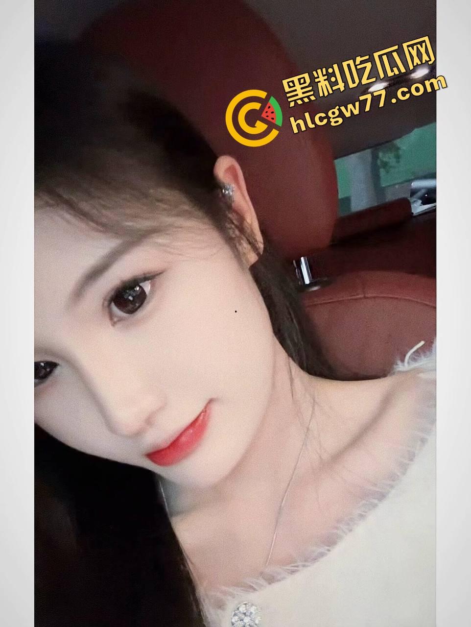 成都瑜伽老师白天教冥想，晚上解开腿自己送穴，骚妻身段像水蛇，老公轻度分享癖群里疯传！  第2张