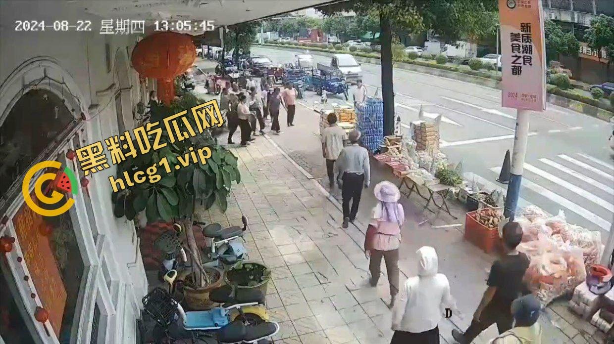 广东潮汕 聚众抢劫超市！哄抢明抢物品！实现群体零元购！太出生了！  第4张