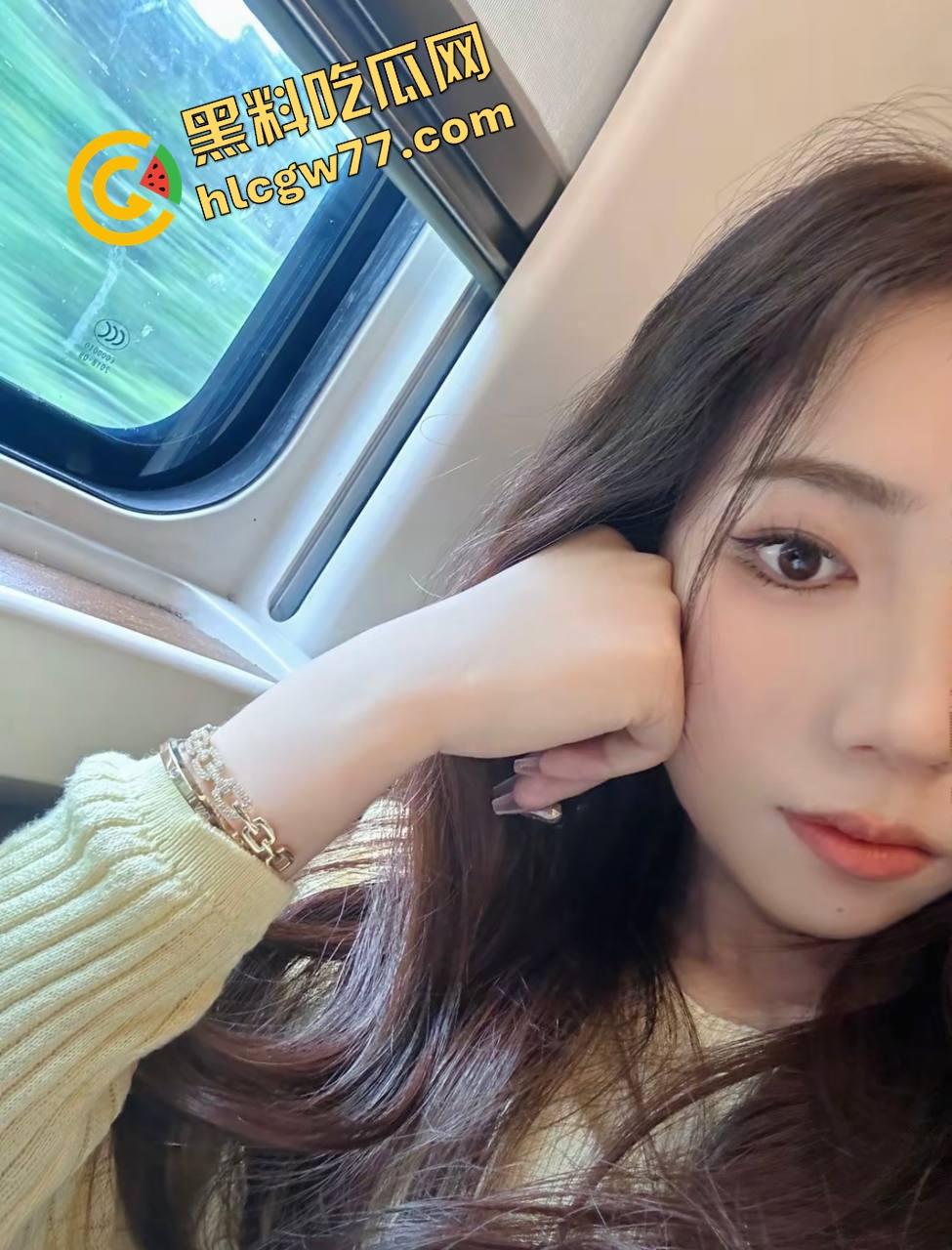 济南五一网友面基成面鸡，黑丝情趣制服刚见面就开操，全季酒店两天两夜榨干，出去玩不如玩逼！  第3张