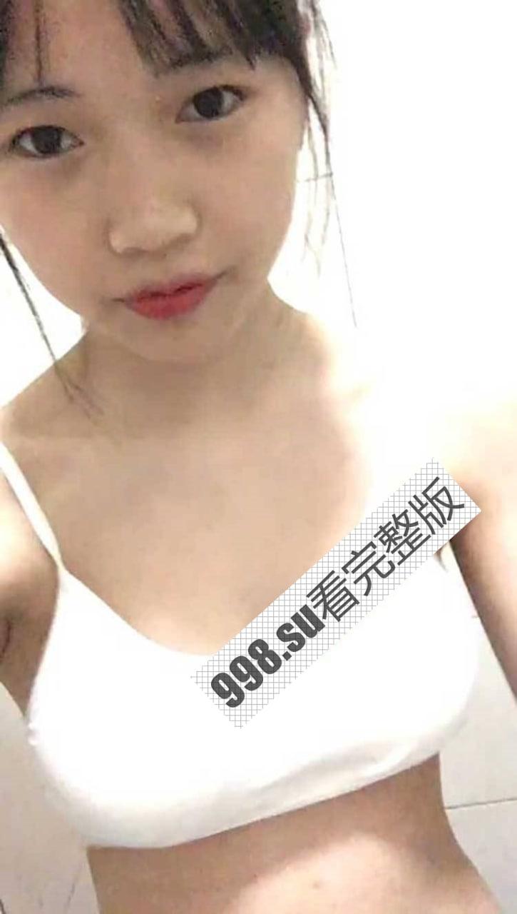 四川广元东溪中学 大哥花 3 千收购高三妹子自慰秀 年纪不大奶子很丰满！  第2张